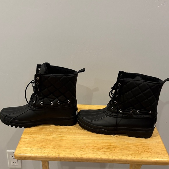Sperry Top Sider Quilted Lace-Up Duck Boots - Picture 5 of 7